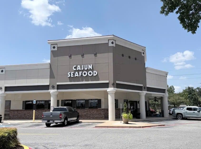 Well-known Cajun seafood restaurant, 6456 Highway 6 North