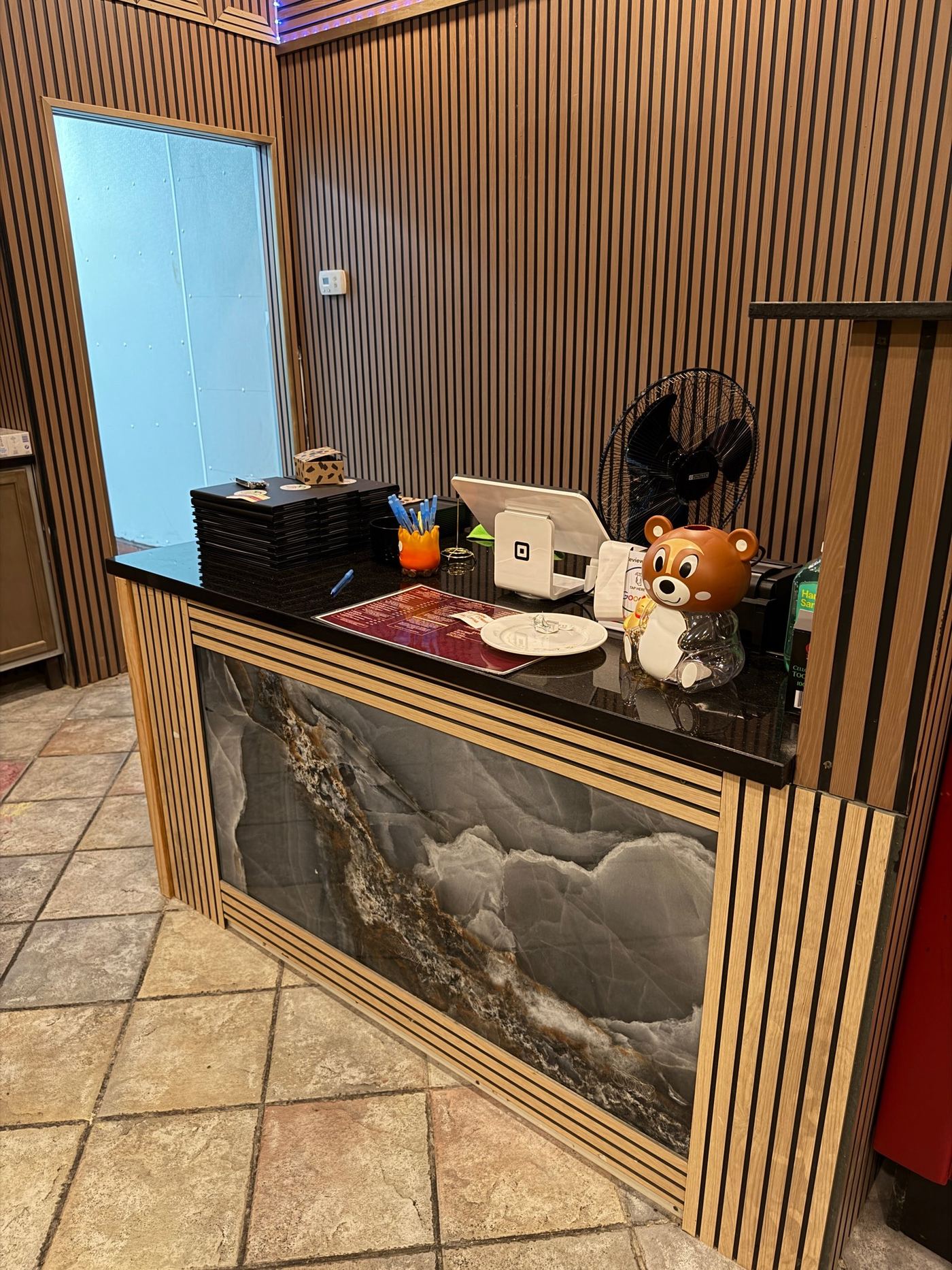 Host and point-of-sale counter